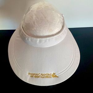 LADIES PALM SPRINGS INDIAN CANYON RESORT VISOR —NWOT